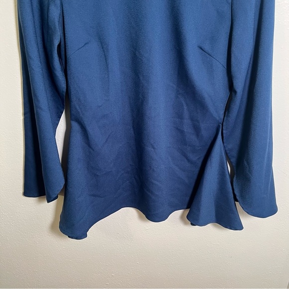 D.d Blouse Ruffle Tulip Sleeve Blue 2 - Picture 3 of 13
